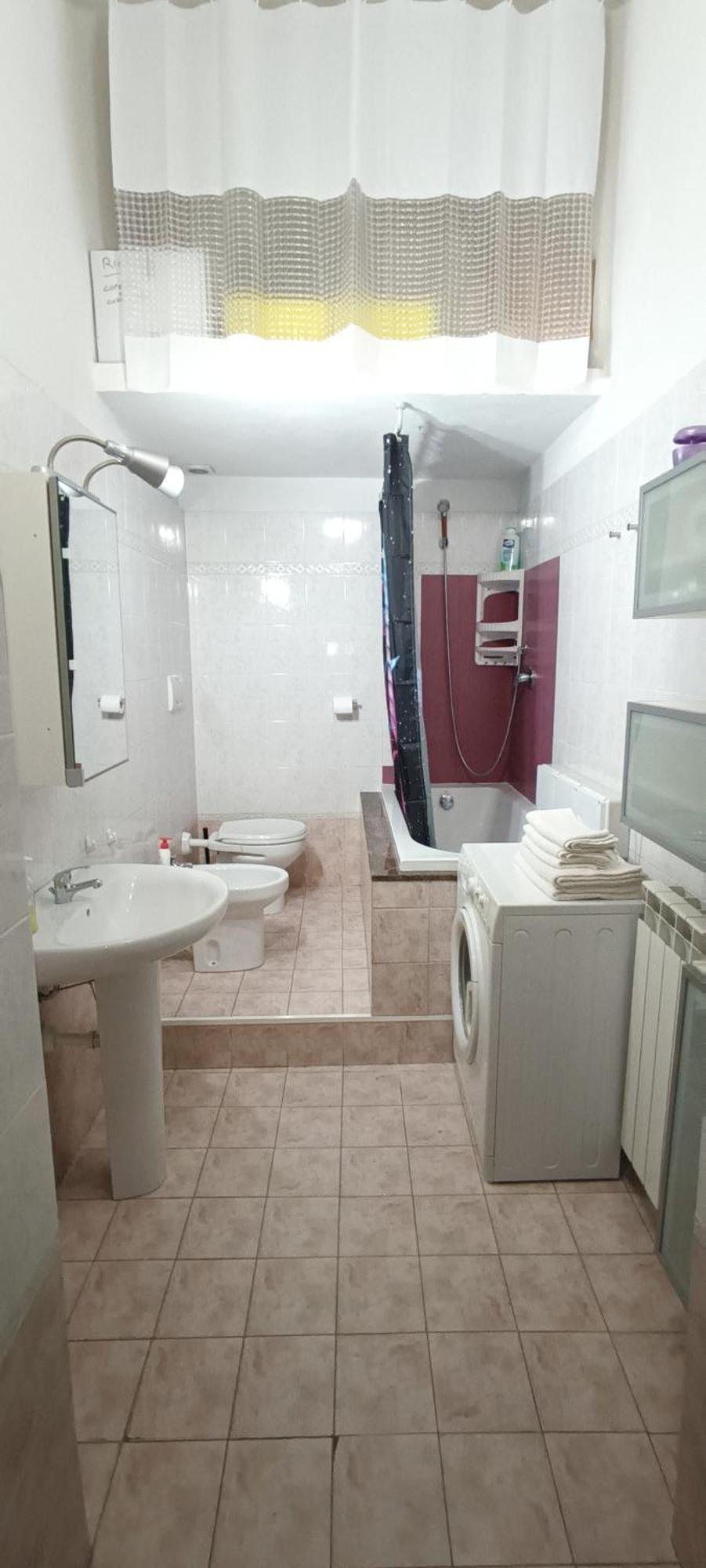 Casa Vacanze Completa Di Tutto E Anche Di Piu Livorno Exterior foto